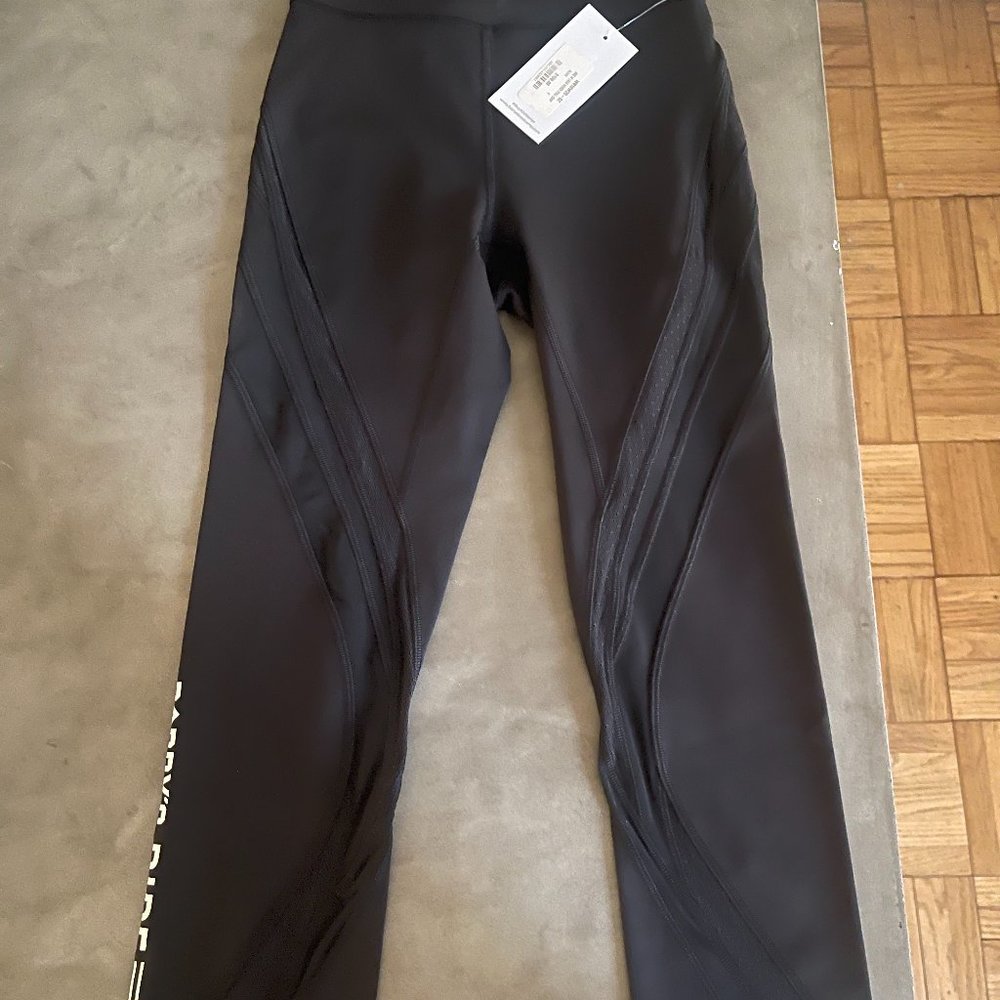New with Tags: Lululemon x Barry's Ride with Lulu Never Still Cropped Leggings
